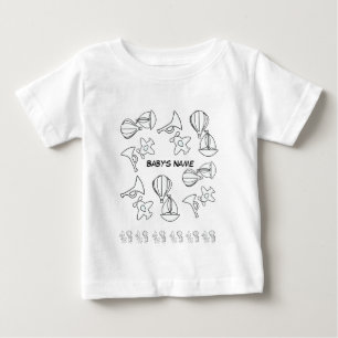 Camiseta De Bebé Personalizar la colección de juguetes en blanco