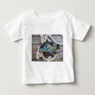 Camiseta De Bebé Pescado de aleta azul en el muelle y en la cuerda