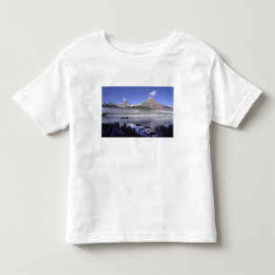 Camiseta De Bebé Pescadores en canoa en el lago Waterfowl, Banff