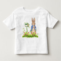 Peter el conejo en su jardín