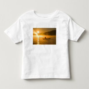 Camiseta De Bebé piragüismo en Lily Bay al amanecer, Moosehead Lak