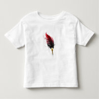 Pluma de plumas rojas con nido de oro