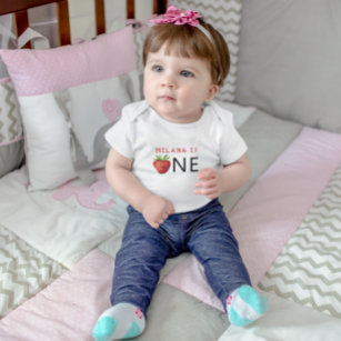 Camiseta De Bebé Primer cumpleaños del primer Chica de fresas uno