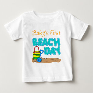 Camiseta De Bebé Primer día de la playa del bebé