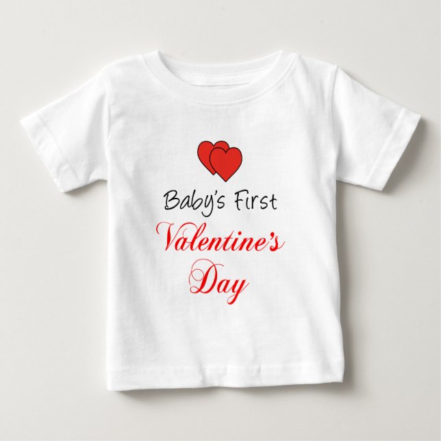 Camiseta De Bebé Primer El día de San Valentín del bebé (Anverso)