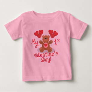 Camiseta De Bebé Primer El día de San Valentín del bebé