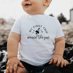 Camiseta De Bebé Primer Viaje Alrededor Del Cohete Del Sol