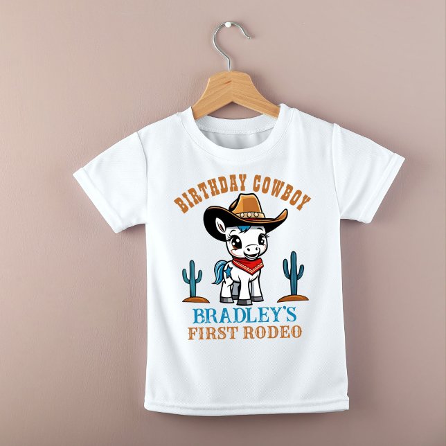Camiseta De Bebé Primera fiesta de cumpleaños de Rodeo lindo cowboy (First rodeo western birthday party shirt cute cowboy horse birthday photoshoot shirt matching family)