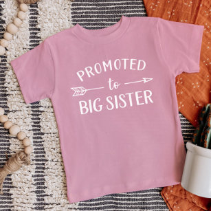 Camiseta De Bebé Promovida a la Invitación de embarazo de la herman
