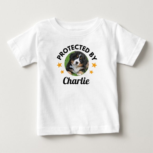 Camiseta De Bebé "Protegido por" Personalizado Nombre y foto de per (Anverso)