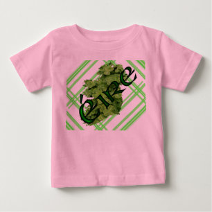 Camiseta De Bebé Rayas de trébol de Irlanda por Kenneth Yoncich