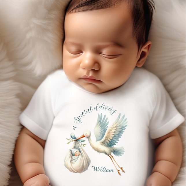 Camiseta De Bebé Recién Nacido Nacido Nombra Nacimiento De Basura A (Newborn Baby Boy Name Blue Stork Delivery Baby T-Shirt)