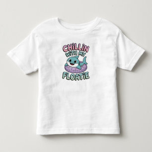 Camiseta De Bebé Relajándome con mi flotador Bebé Tiburón