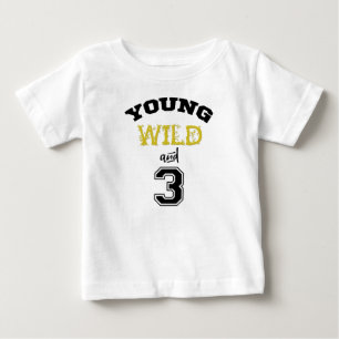 Camiseta De Bebé Salvaje y tres jovenes