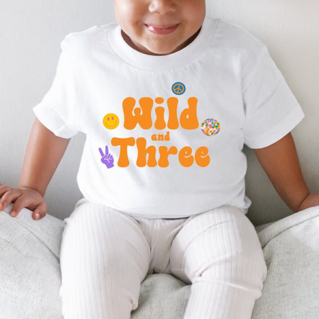 Camiseta De Bebé Salvaje y tres retro 70's tercer cumpleaños (Subido por el creador)