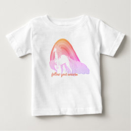 Camiseta De Bebé Seguir a su unicornio