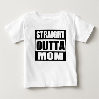 Camiseta De Bebé Sencillamente Fuera De Mamá