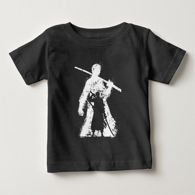 Camiseta De Bebé Silhouette guerrera con arte de espadas (Anverso)