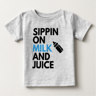 Camiseta De Bebé Sippin sobre la leche y el jugo Cute niño pequeño 
