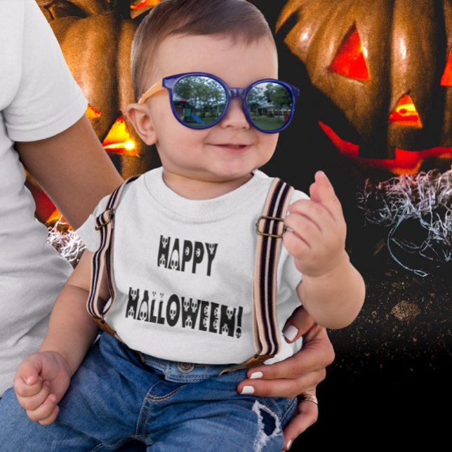 Camiseta De Bebé Skeleton Halloween Textos (Skeleton Halloween Text Baby T-Shirt)
