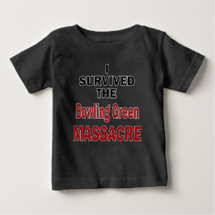 Camiseta De Bebé Sobreviviente de la masacre verde de Bowling