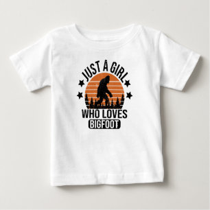 Camiseta De Bebé Solo un Chica que ama a Bigfoot Funny Sasquatch
