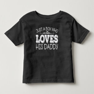 Camiseta De Bebé Solo un chico que ama a su papá fiesta de cumpleañ