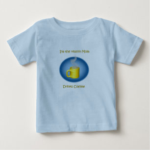 Camiseta De Bebé Soy el café de las bebidas de la mamá de la raz