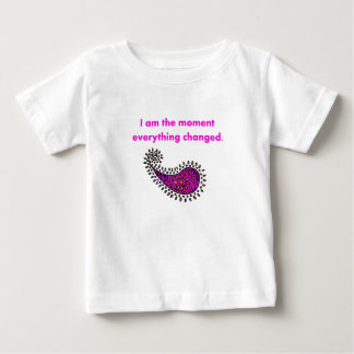 Camiseta De Bebé Soy El Momento En Que Pink Paisley