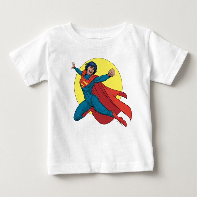 Camiseta De Bebé Supergirl volando con traje azul (Anverso)