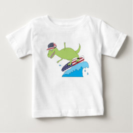 Camiseta De Bebé Surfing de la Bandera Americana de Dinosaurios