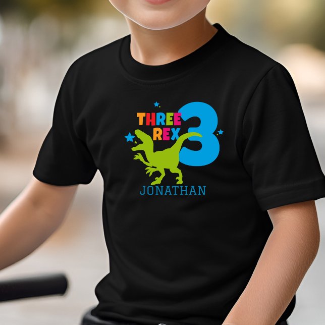 Camiseta De Bebé T Rex Boys Cute nombre personalizado del tercer cu (Subido por el creador)
