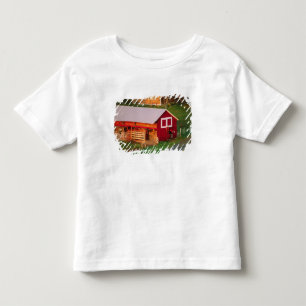 Camiseta De Bebé Tareas matutinas en la granja. EE. UU., Vermont,