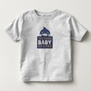 Camiseta De Bebé Tiburón bebé de juguete