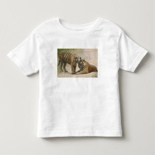 Camiseta De Bebé Tigre de Bengala Real y joven - Tocando adelante,