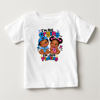 Camiseta De Bebé Tramando Pequeñas Travesuras