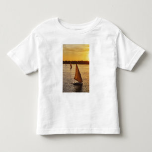 Camiseta De Bebé Tres falúas con turistas en el río Nilo en