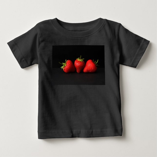 Camiseta De Bebé Tres fresas sobre el iccnm negro (Anverso)