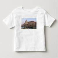 Turista en góndolas desde San Maria Del Giglio