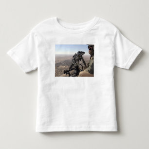 Camiseta De Bebé Un jefe de equipo busca actividad sospechosa