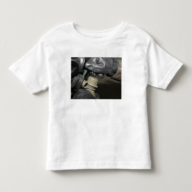 Camiseta De Bebé Un marine inserta un tubo de bebida en su cante (Anverso)