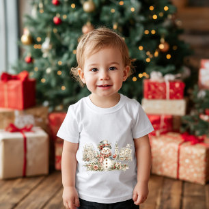 Camiseta De Bebé un muñeco de nieve navideño alegre en la calle