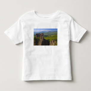 Camiseta De Bebé Un paseo por las ruinas del castillo de Belogradch
