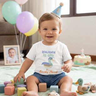 Camiseta De Bebé Un Pato Afortunado Pastel del Primer Cumpleaños