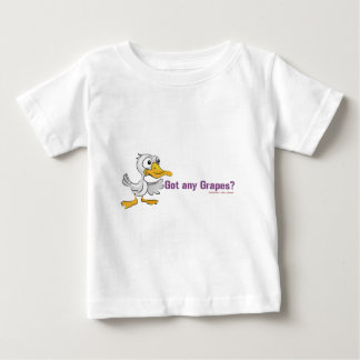 Camiseta De Bebé Un pato camina en una barra…