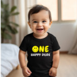 Camiseta De Bebé Un tío feliz primer cumpleaños sonriente amarillo<br><div class="desc">¡Siempre agregamos nuevos diseños semanalmente!</div>