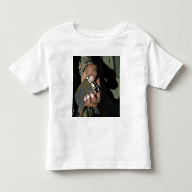 Camiseta De Bebé Una marina carga cartuchos de munición en blanco (Anverso)