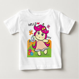 Camiseta De Bebé Unicornio regando 
