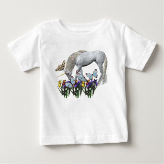Camiseta De Bebé Unicornio Y Mariposas
