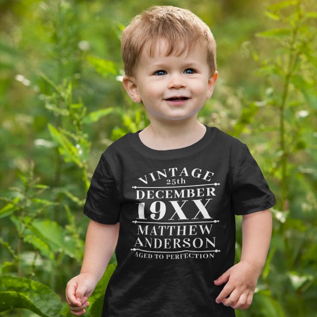 Camiseta De Bebé Viñeta personalizada de edad avanzada a perfección (Subido por el creador)